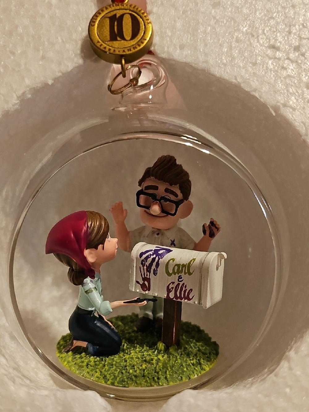 Disney Sketchboom  Ornament Carl and Ellie Mailbox-10th Anniversary